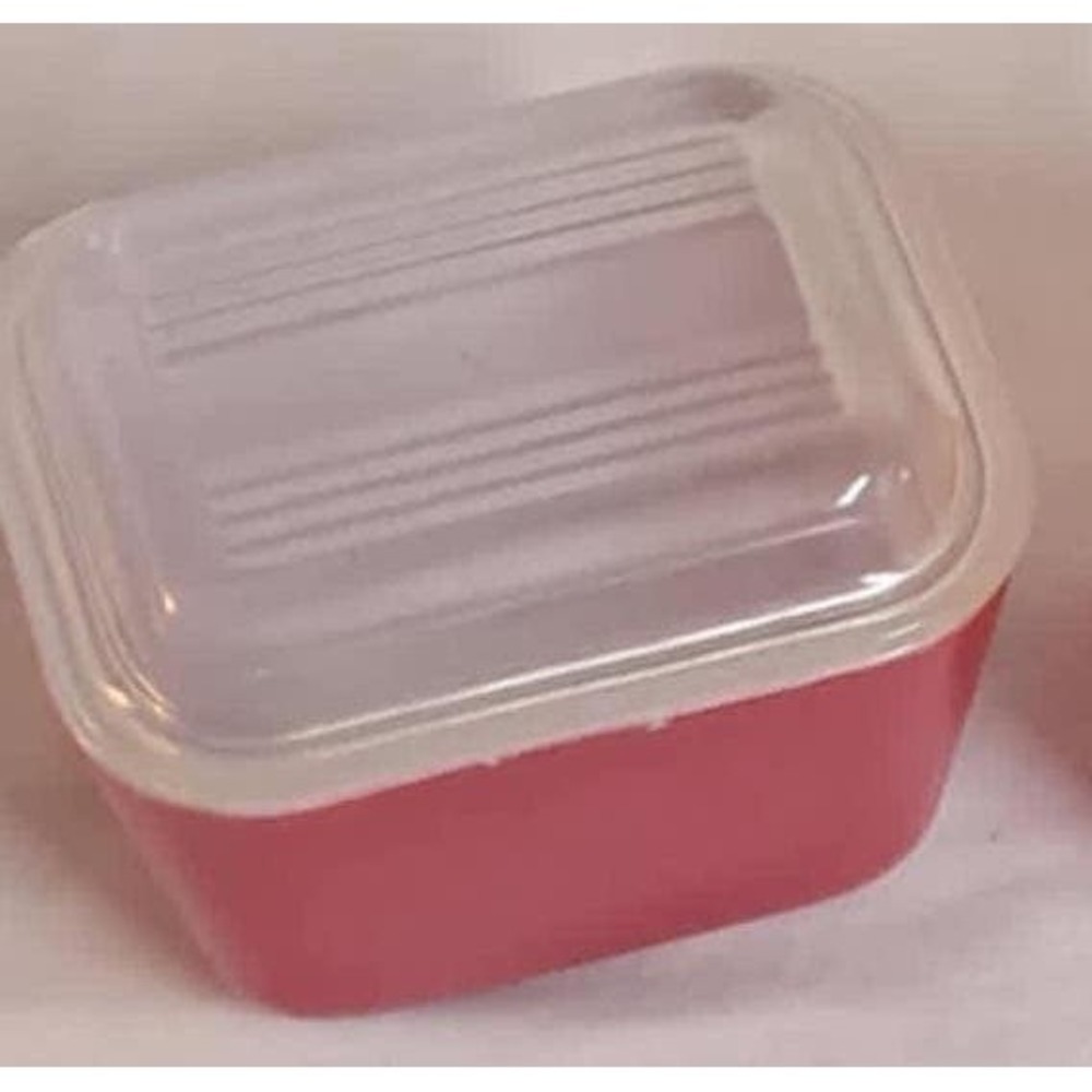 Vintage 1950s Pyrex 501 B Primary Red Refrigerator Dish w/ Glass Lid Fridgie TM